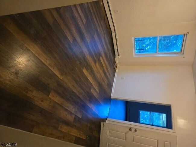 Foto del edificio - 782 Grove St