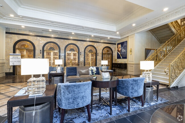 Lobby - Hotel Saint Louis Apartments