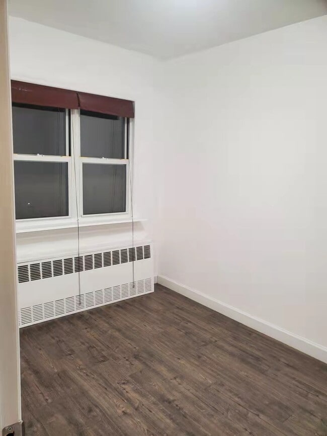Foto del edificio - 2534 73rd St