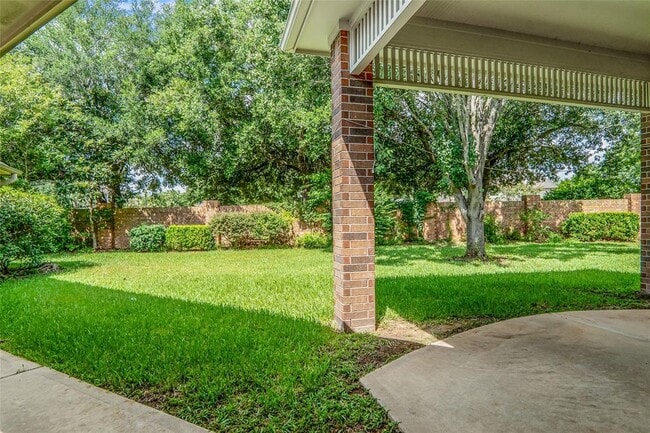 Building Photo - 5534 Chesapeake Pl