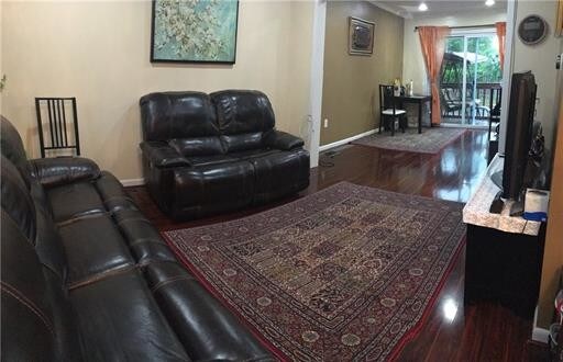 Foto del edificio - 1255 Marigold St