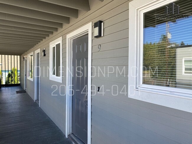 Interior Photo - 5403 Pacific Apartments