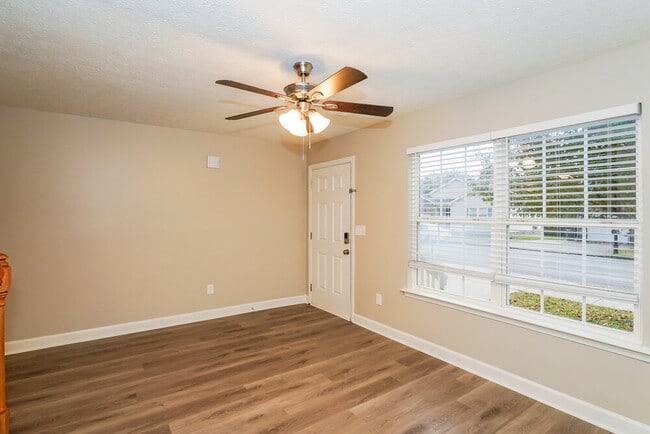 Building Photo - 417 Scotts Creek Trail