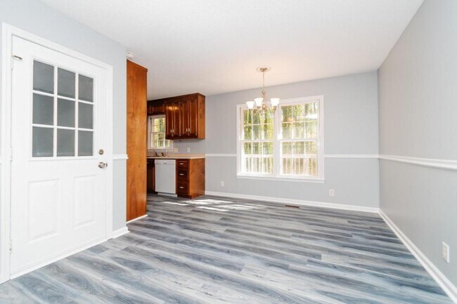 Foto del edificio - 1316 Lancelot Lane