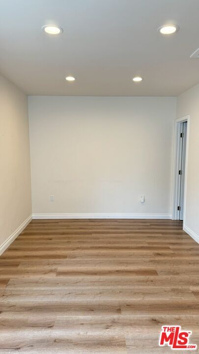 Foto del edificio - 1323-1323-101 N Kenwood St