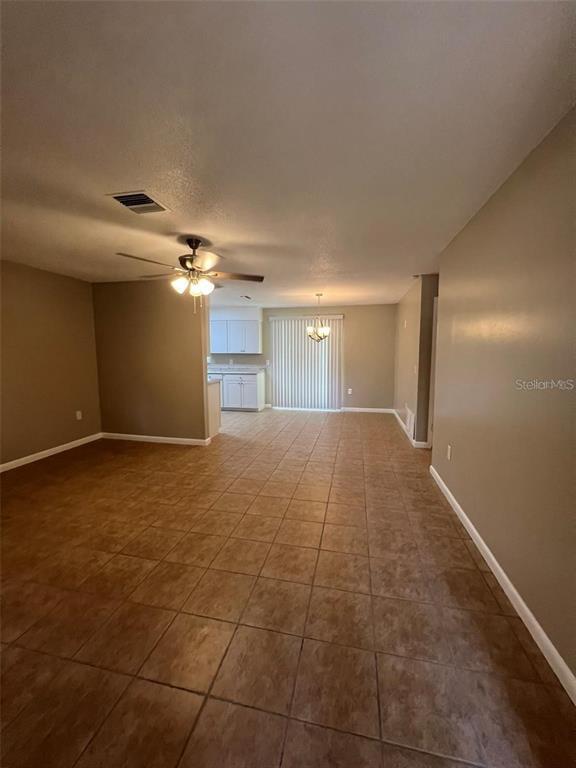 Building Photo - 3013 NE 25th Ct