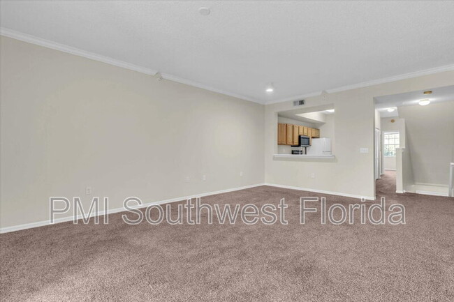 Building Photo - 5701 Bentgrass Dr