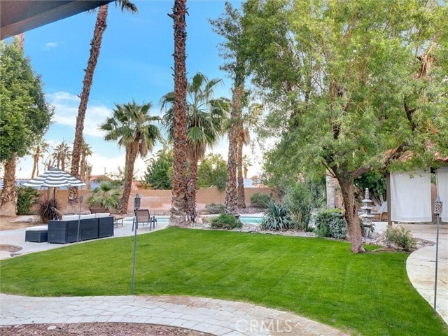 Foto del edificio - 76871 Castle Ct