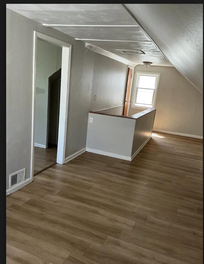 Foto del edificio - 1495 E 219th St