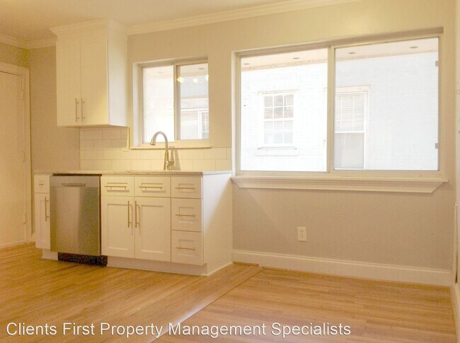 Building Photo - 1 br, 1 bath House - 417 10th Street NE Un...