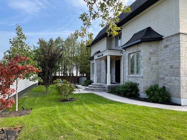 Building Photo - 408 Seabourne Dr
