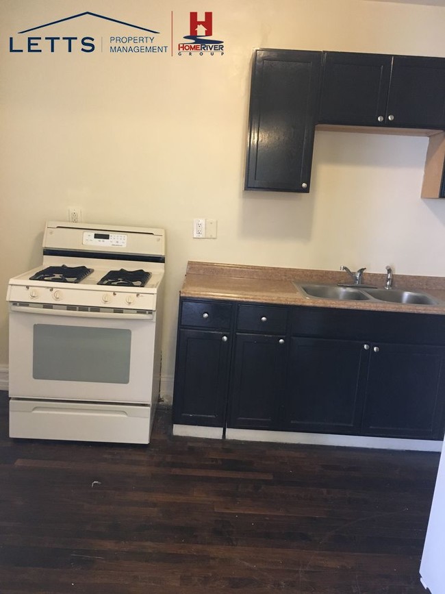Foto del edificio - 1 BDRM 1 BTH APARTMENT- Heat Included