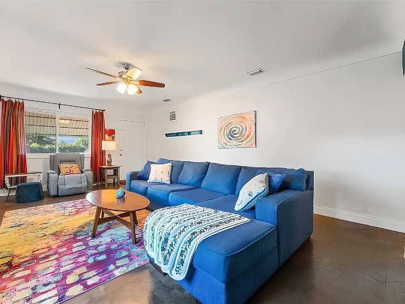 Photo - 1604 58th St S (Gulfport, FL)