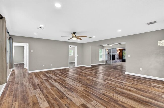 Building Photo - 7 Eagle Ln