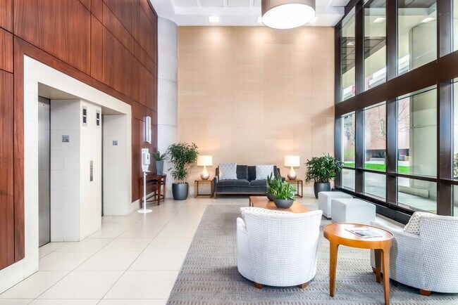 Foto del edificio - 127 Greyrock Pl