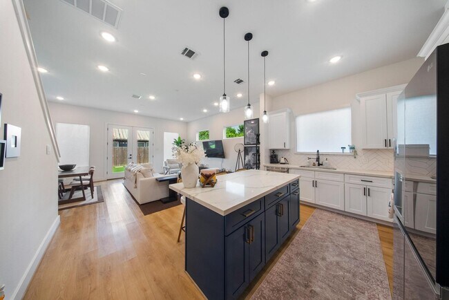 Foto del edificio - 4032 Porter St