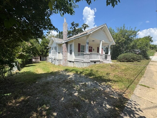 Photo - 318 Park St House