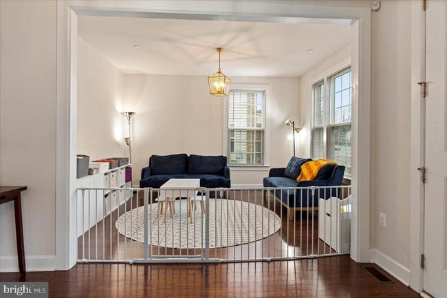 Foto del edificio - 13903 Hebron Ln