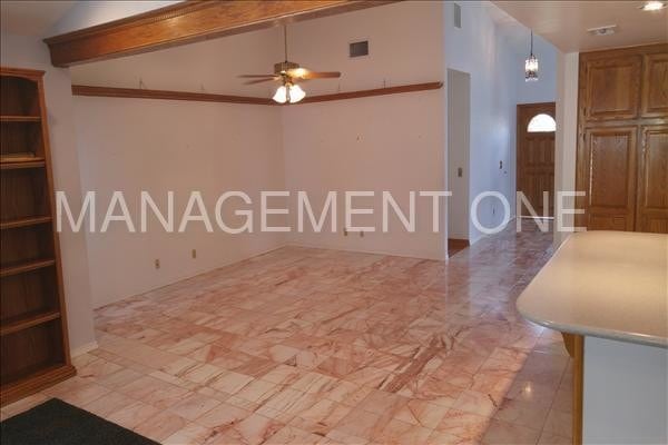 Building Photo - Spectacular POOL Home with GUEST FLAT