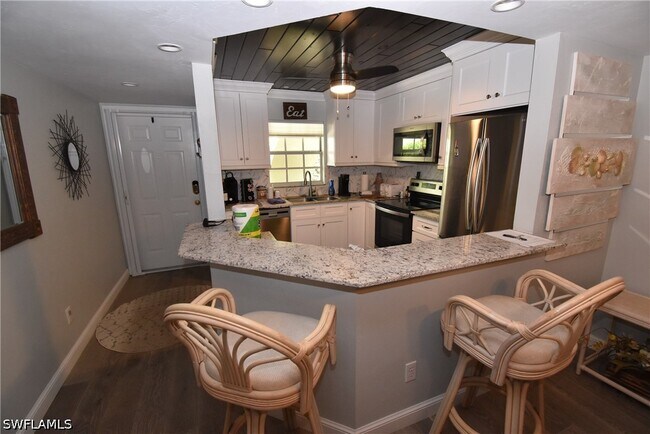 Building Photo - 28231 Pine Haven Way