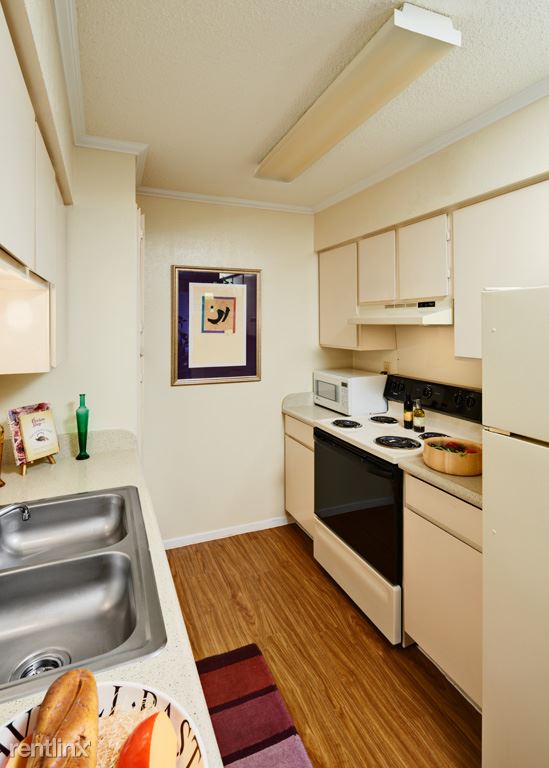 Foto del edificio - 3500 Greystone Dr