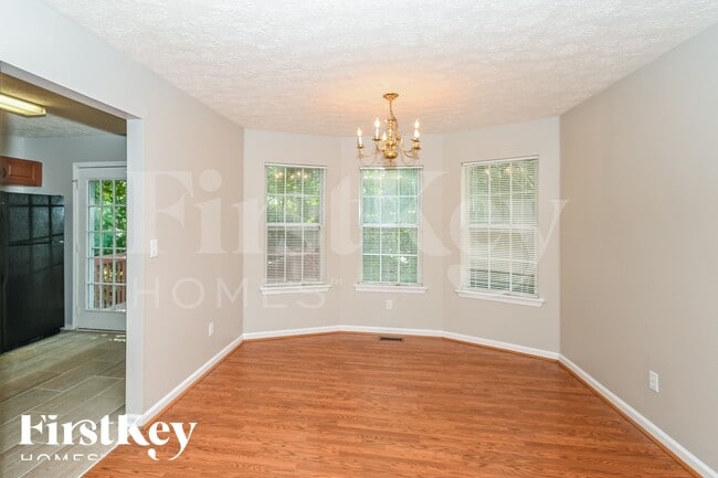 Building Photo - 1651 Sloping Tree Way