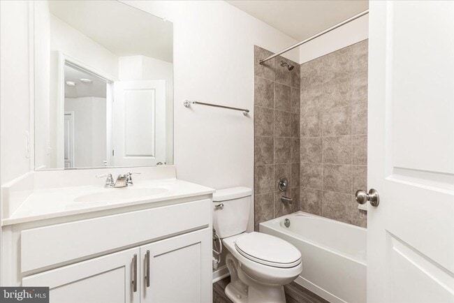 Building Photo - 140 Tye Ct