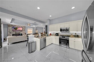 Building Photo - 2736 Blue Cypress Lake Ct