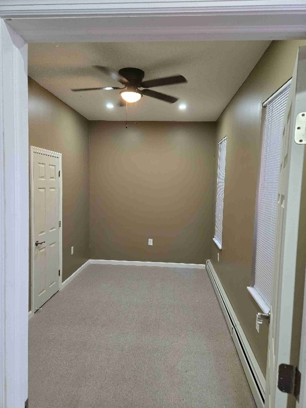 Building Photo - 52 Lander St