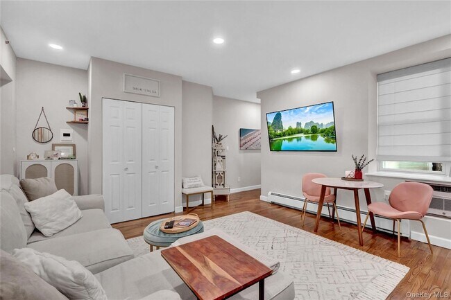 Foto del edificio - 25 W Broadway