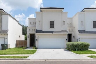 Building Photo - 23 Sunset Dr
