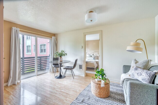 Foto del edificio - 3511 S Corbett Ave