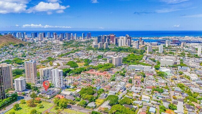 Foto del edificio - 2050 Nuuanu Ave