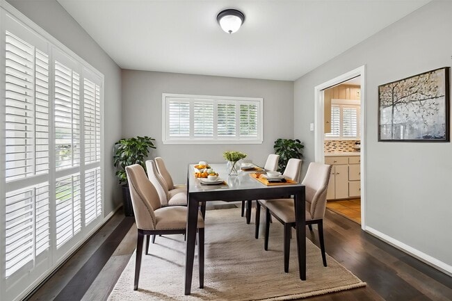 Foto del edificio - 7222 Hartland St