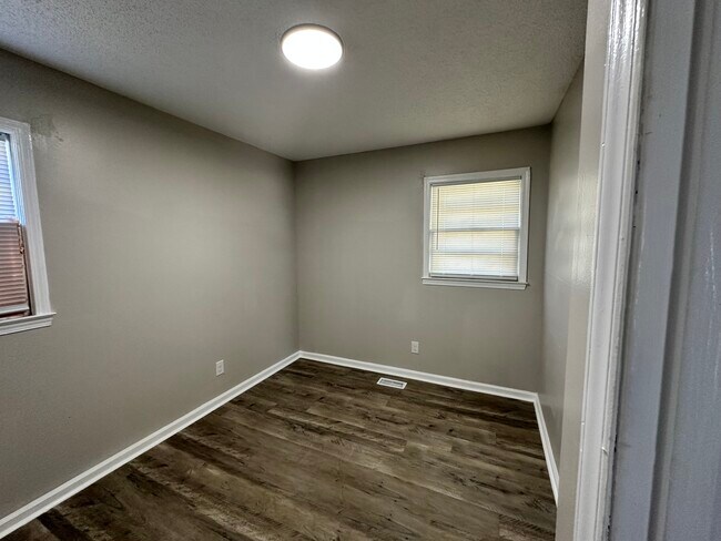 Building Photo - Newly renovated duplex - 107A Sador St, Cherryville, NC
