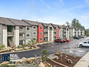 Building Photo - 7843 Pacific Ave