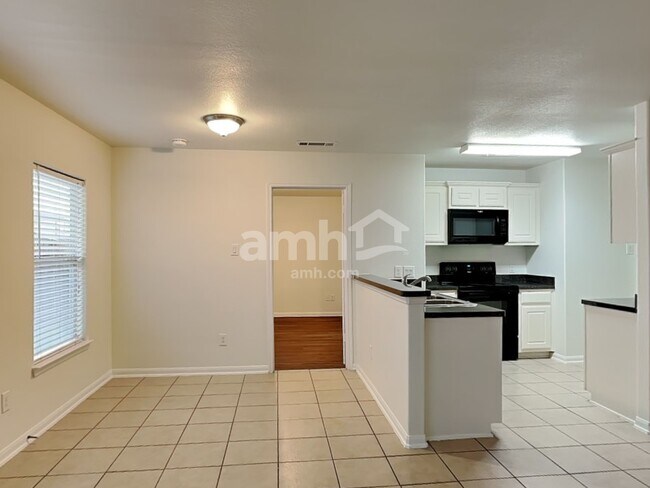 Foto del edificio - 537 Misty Mountain Dr