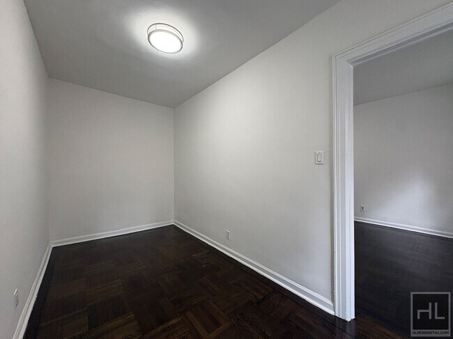 Foto del edificio - EAST 72 STREET