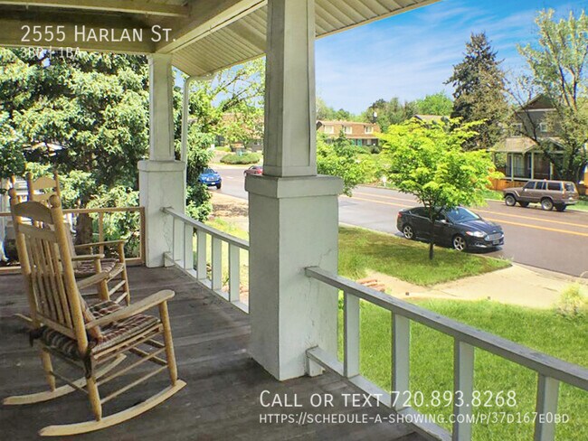 Foto del edificio - Charming 3 Bed, 1 Bath, Home in Edgewater,...