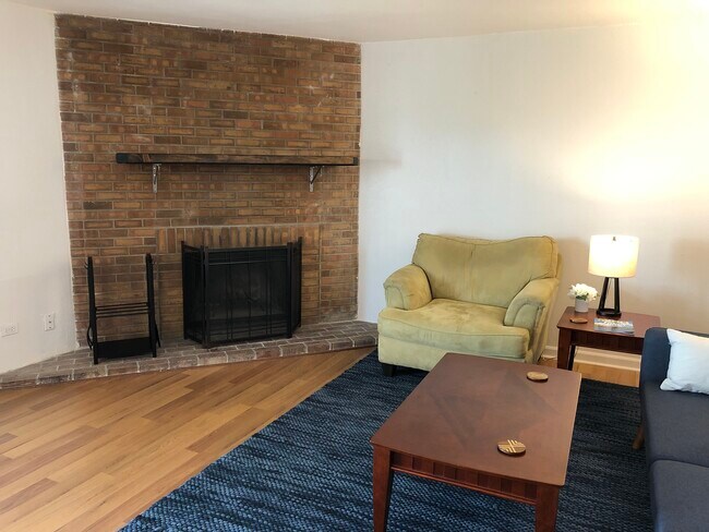 Building Photo - 3349 S Monaco Street Pky