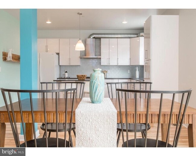 Building Photo - 3039 Baltz St
