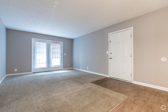 2HAB, 2BA - Shelbyville Place - Shelbyville Place