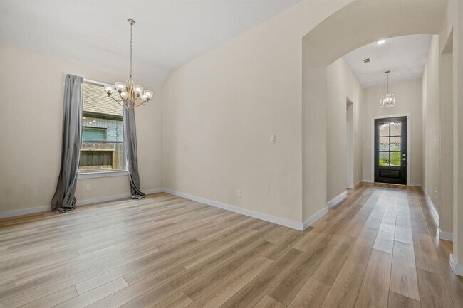 Building Photo - 17110 Mystic Rivers Ln