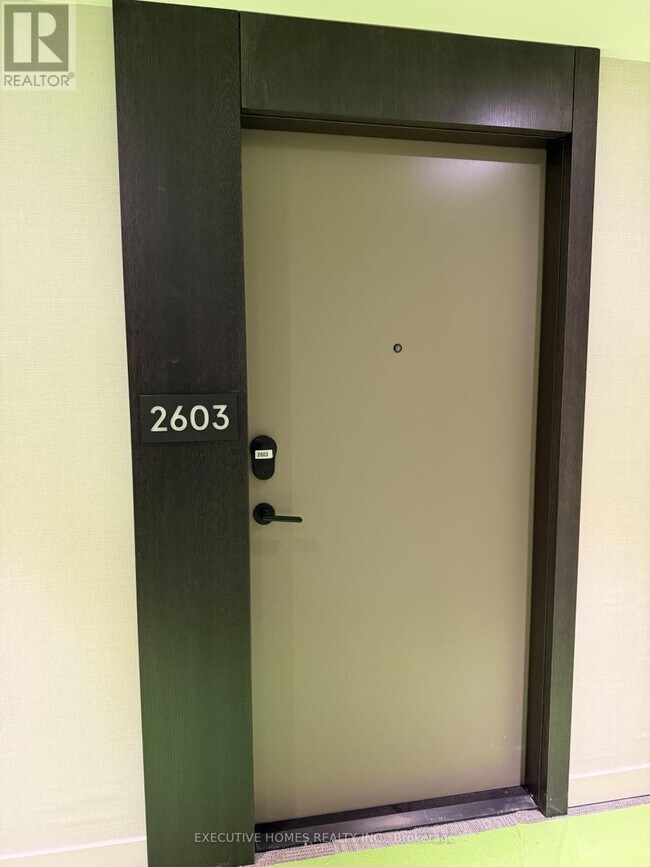 Photo du bâtiment - 4015 The Exchange