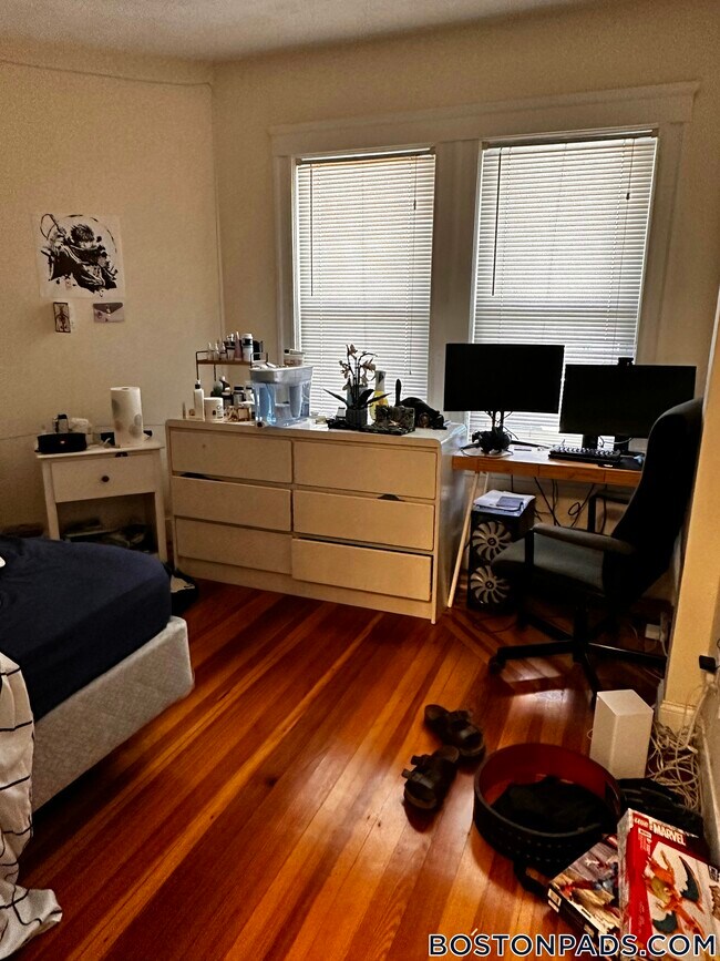 Foto del edificio - 352 Main St