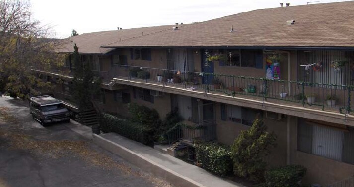 Building Photo - 3227 Altura Ave