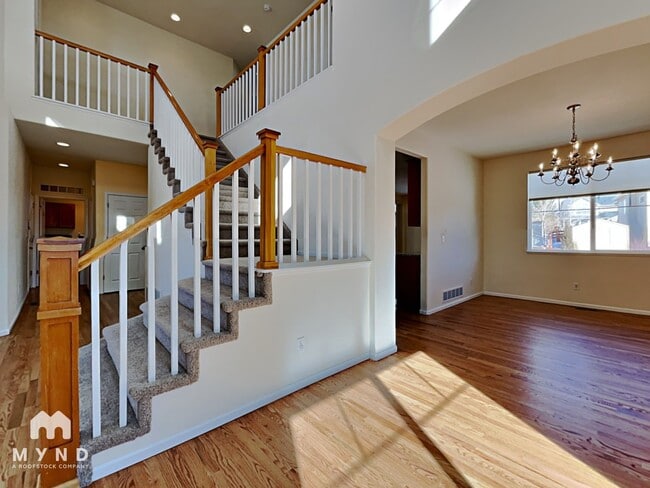 Building Photo - 10883 Torreys Peak Way