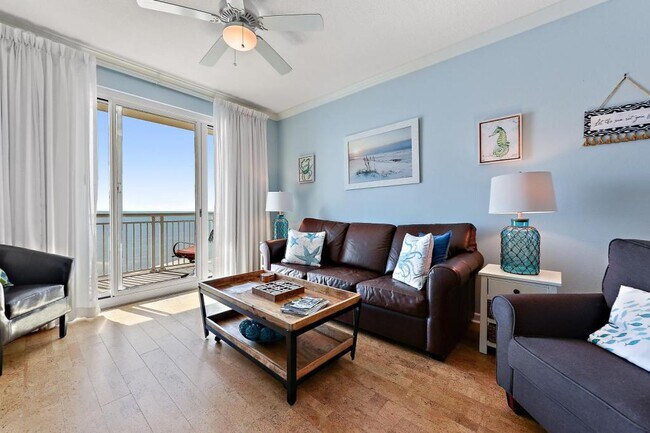 Foto del edificio - 2228 Beach Dr Unit 1006