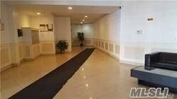 Foto principal - 81-15 Queens Blvd