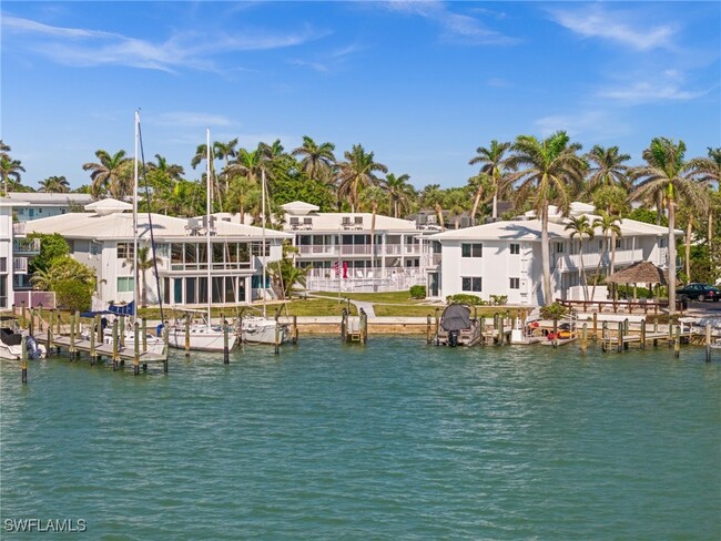 Foto del edificio - 342 Harbour Dr
